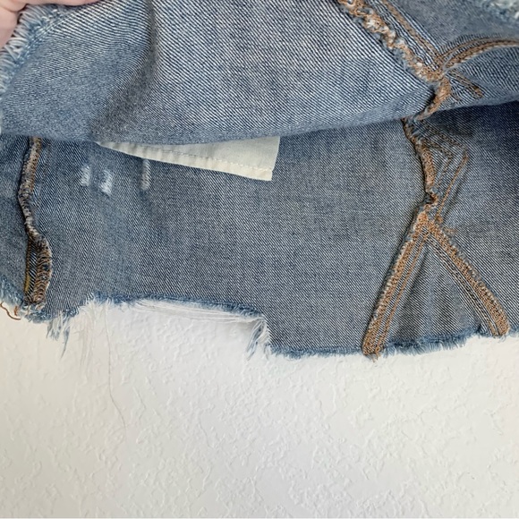 AEO Distressed Denim Mini Skirt - Picture 5 of 6